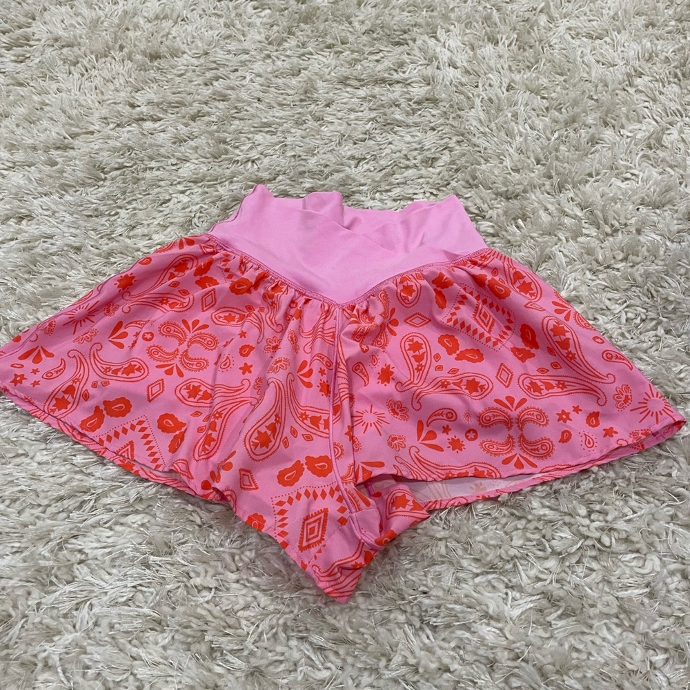 aerie shorts! super cute paisley pattern! great condition!